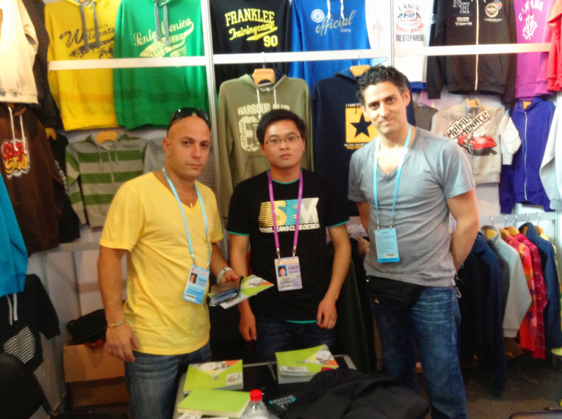 One Canada Clients come to our Booth for a Deep Business Talking